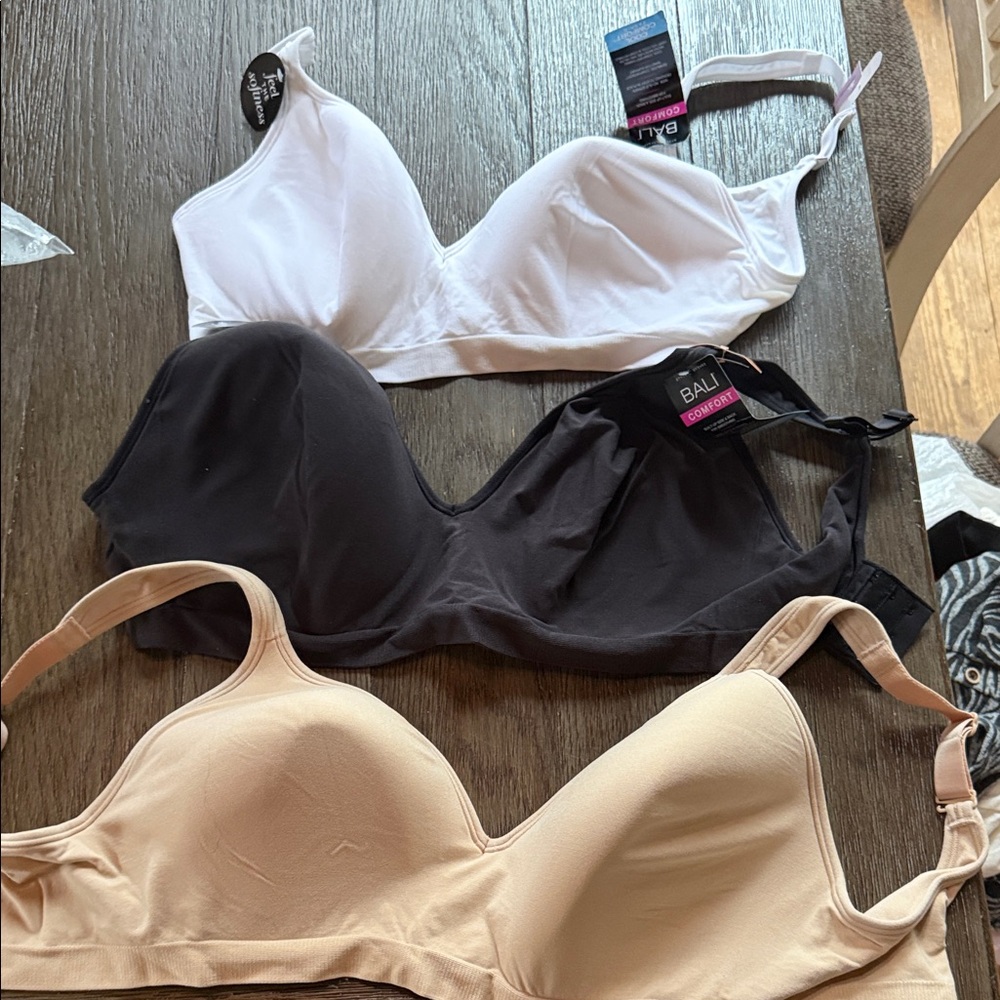 BALI brand new Comfort Revolution Seamless Bra - White, Black, Nude